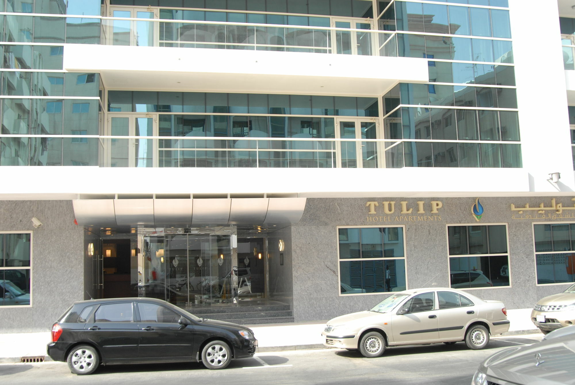 Tulip Hotel Apartments Dubai Exterior photo